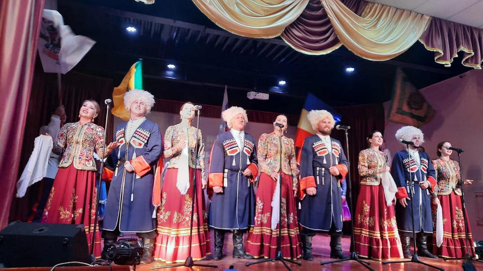 Ансамбль «Казачья застава» выступил для юных жителей г. Спасска Ансамбль «Казачья застава» выступил для юных жителей г. Спасска